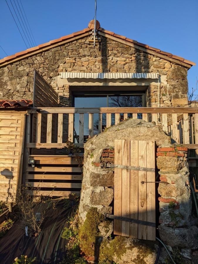 ホテル Le Petit Moulin プゾージュ エクステリア 写真